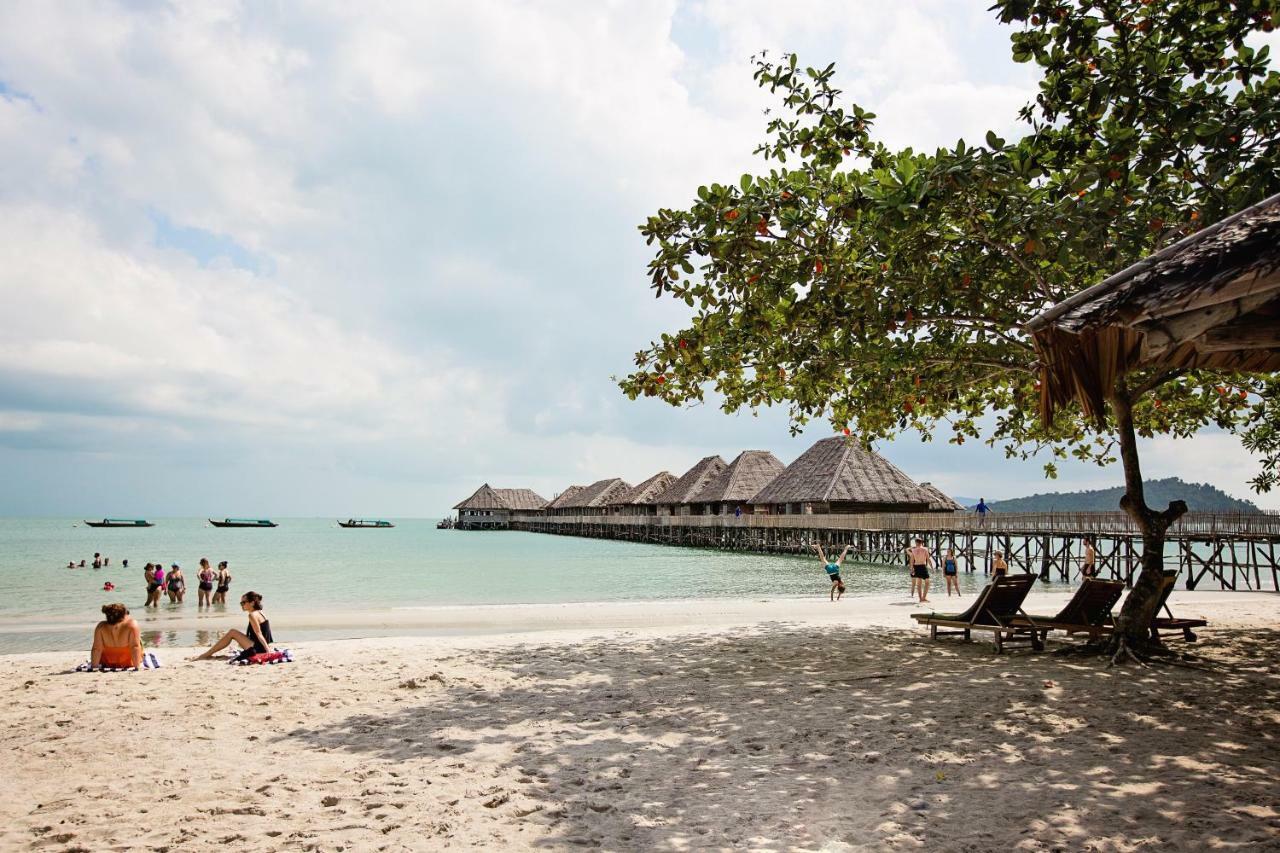 Telunas Beach Resort Sugi エクステリア 写真