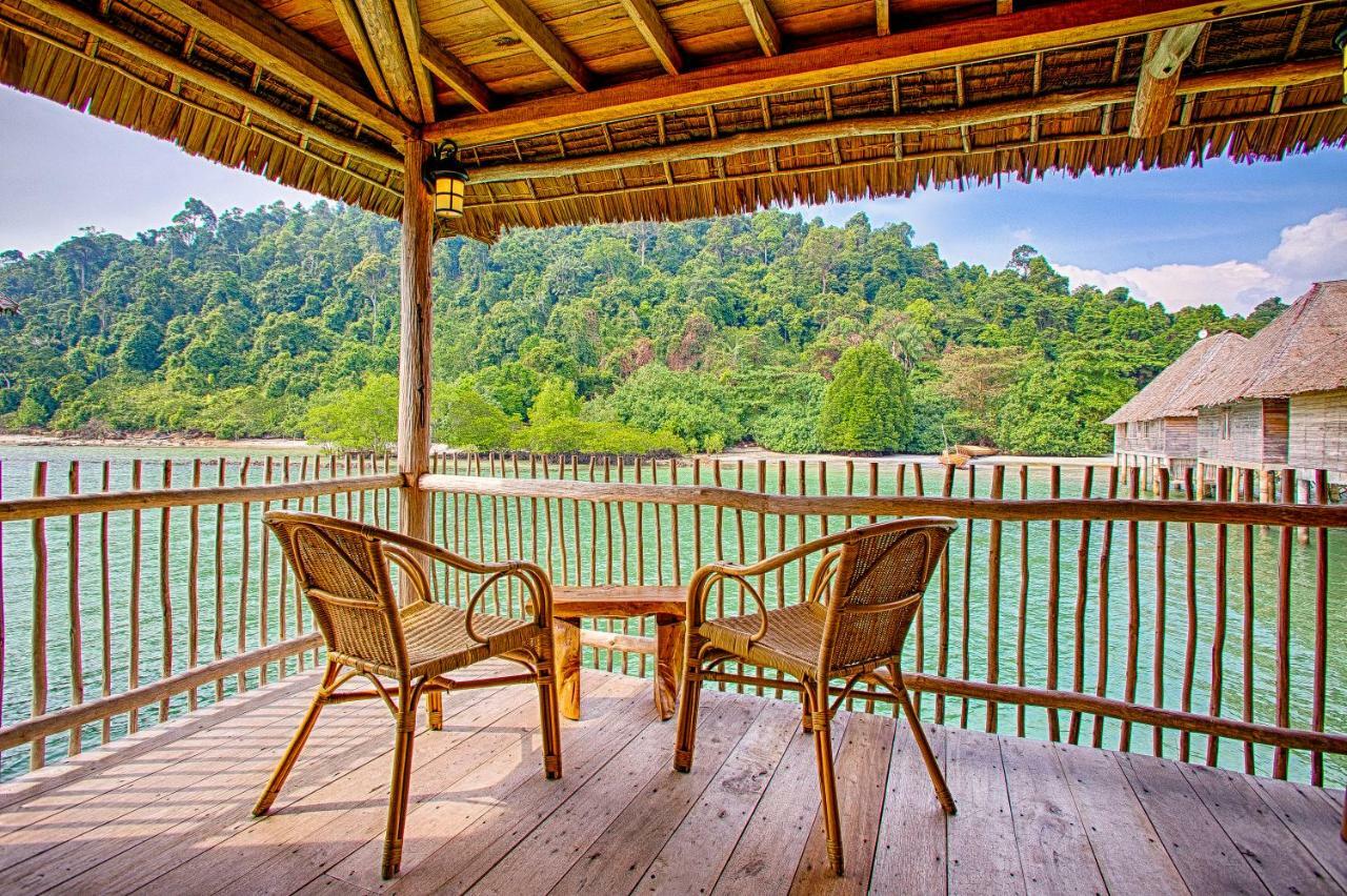 Telunas Beach Resort Sugi エクステリア 写真