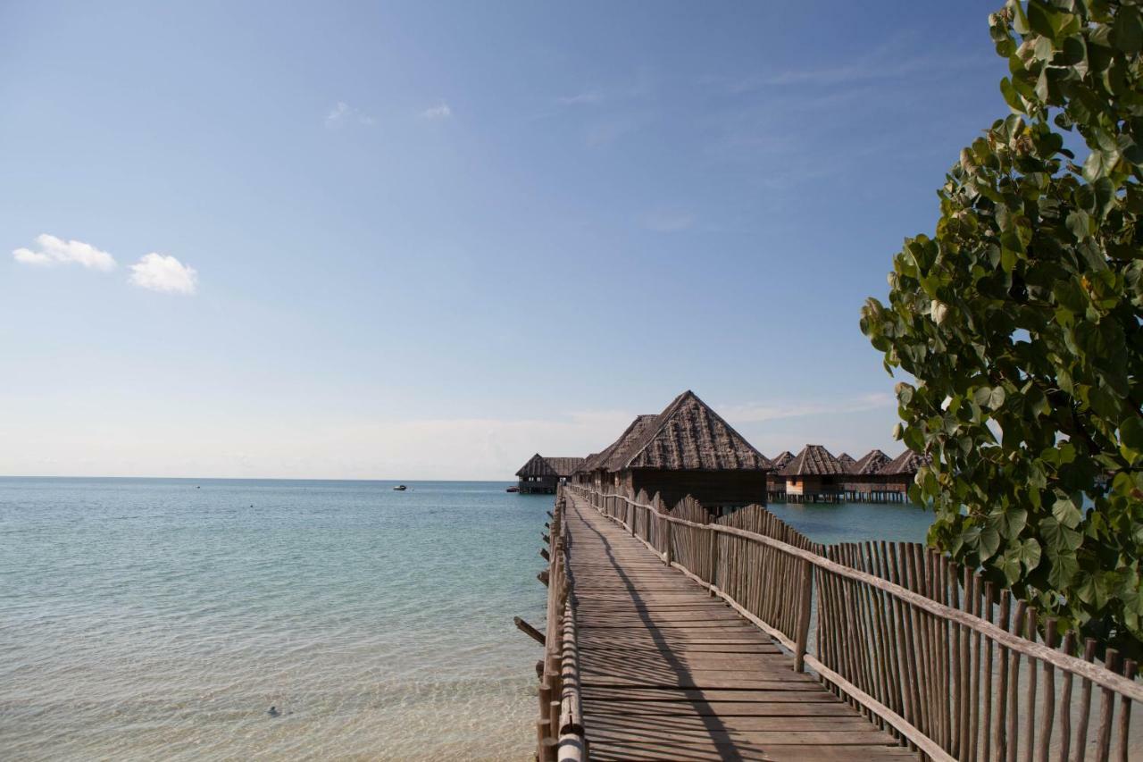 Telunas Beach Resort Sugi エクステリア 写真