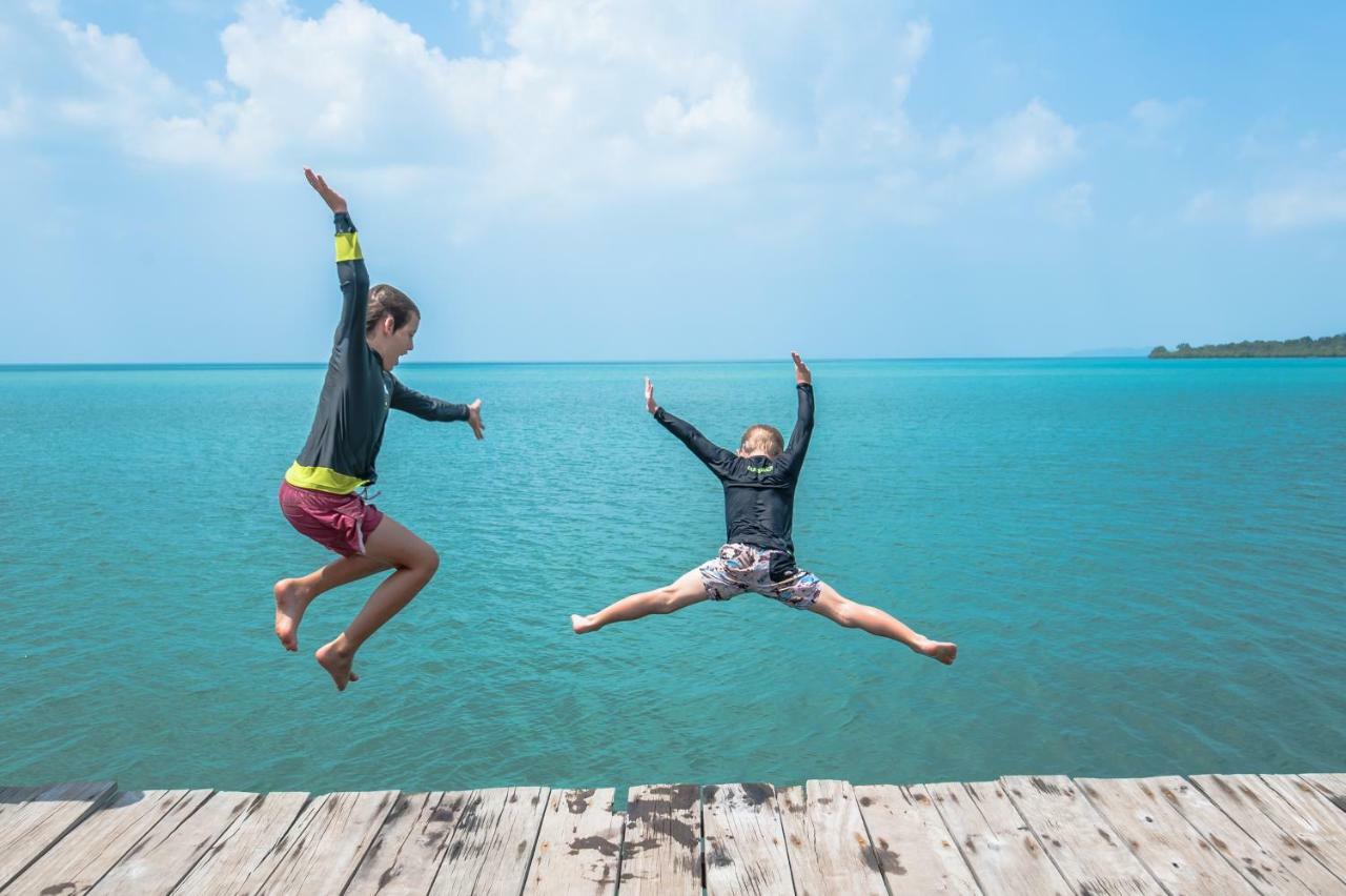 Telunas Beach Resort Sugi エクステリア 写真