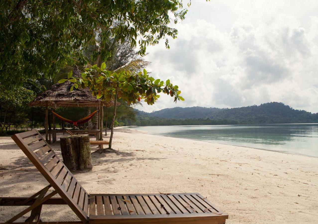 Telunas Beach Resort Sugi エクステリア 写真