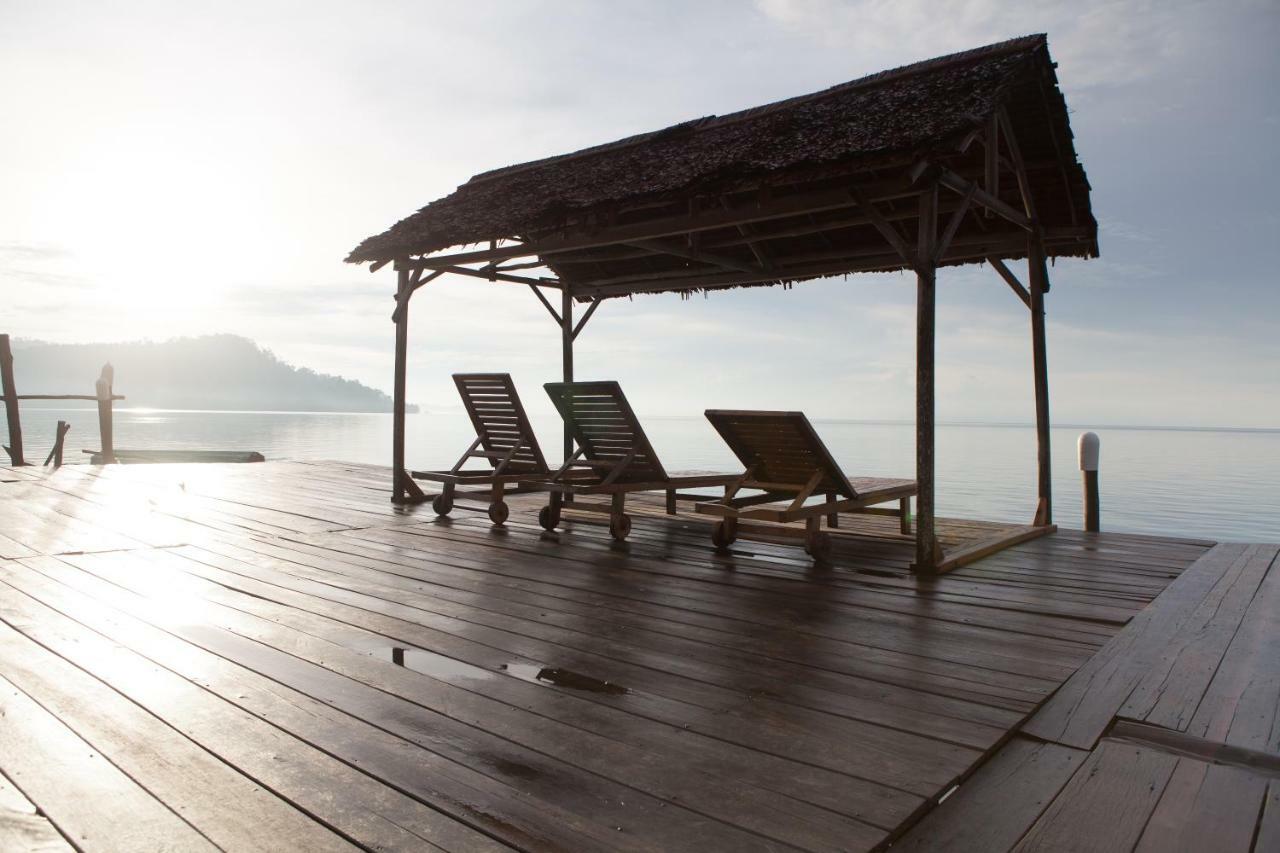 Telunas Beach Resort Sugi エクステリア 写真